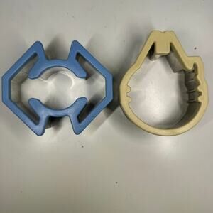 Williams Sonoma Star Wars Millennium Falcon Tie Fighter Cookie Sandwich Cutters
